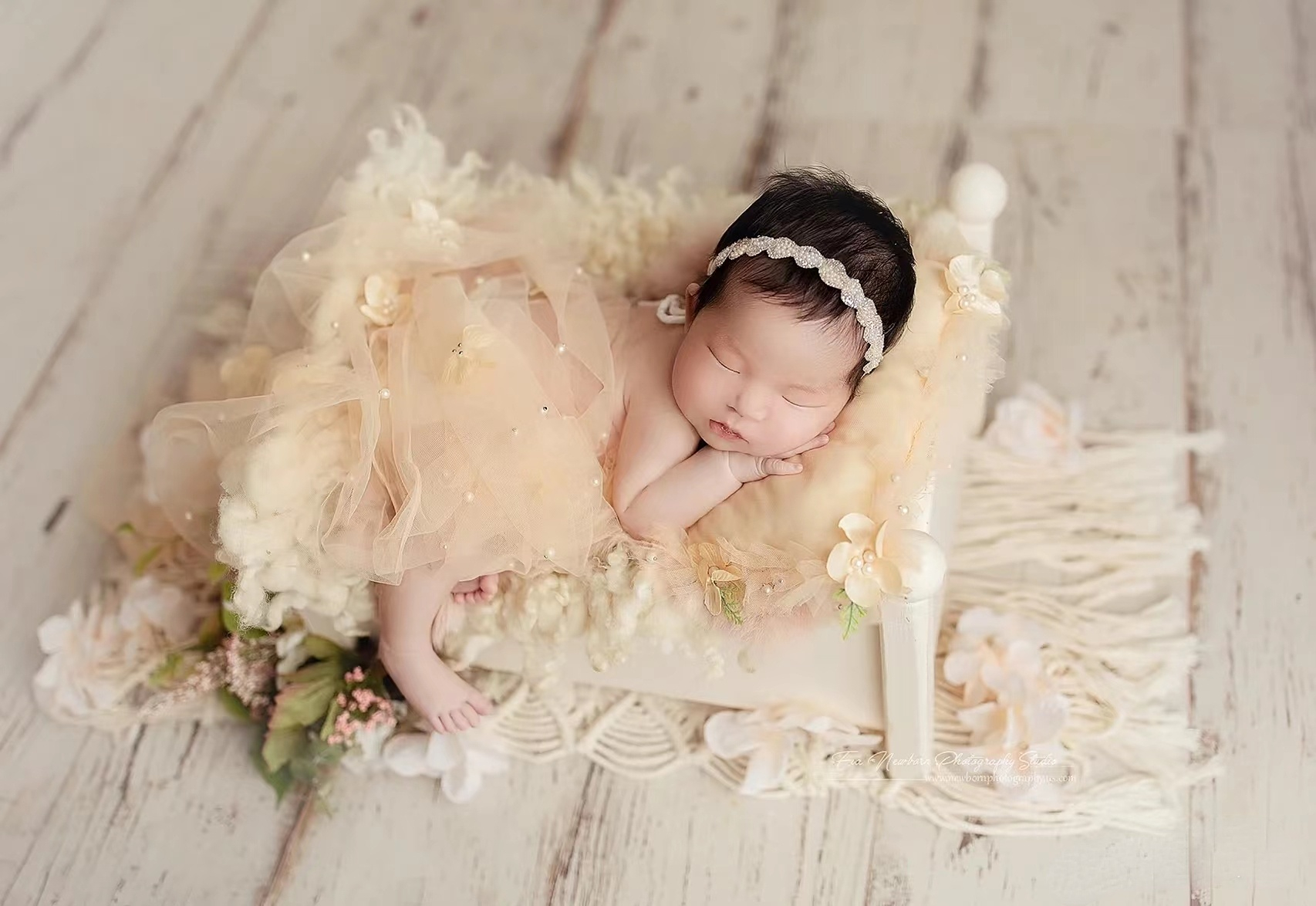 Newborn Photography  Wrap  Bla - Photography Composition incelemesi ve fiyatı