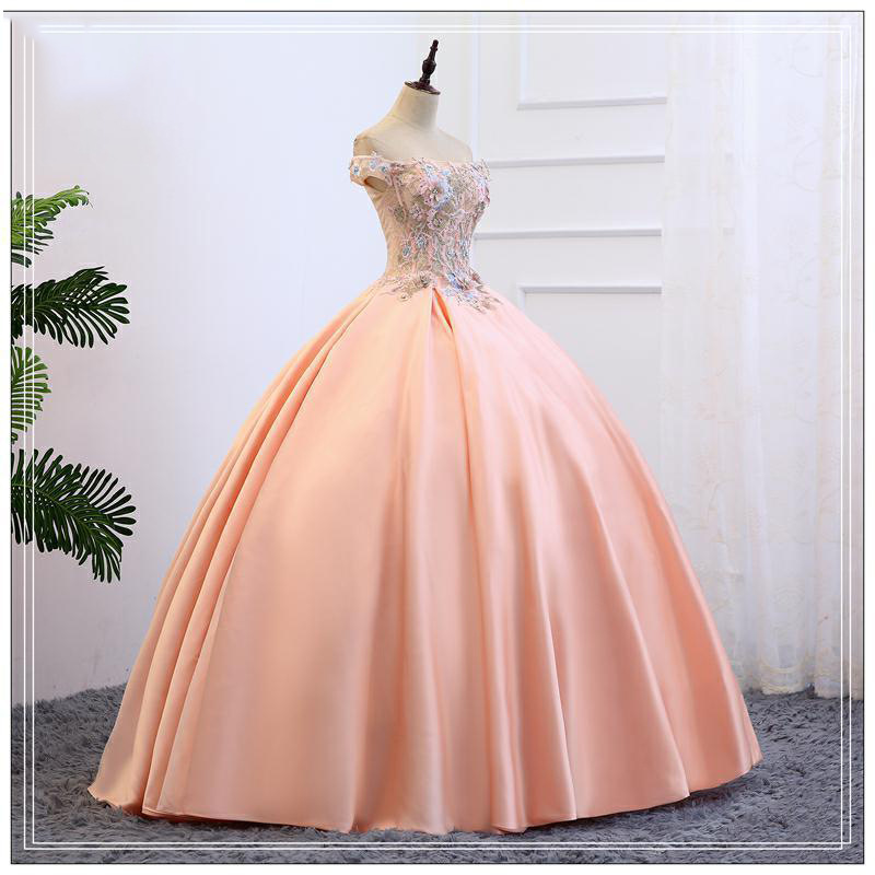 Evening Dress 2026 New Art Exa - Photography Solo incelemesi ve fiyatı